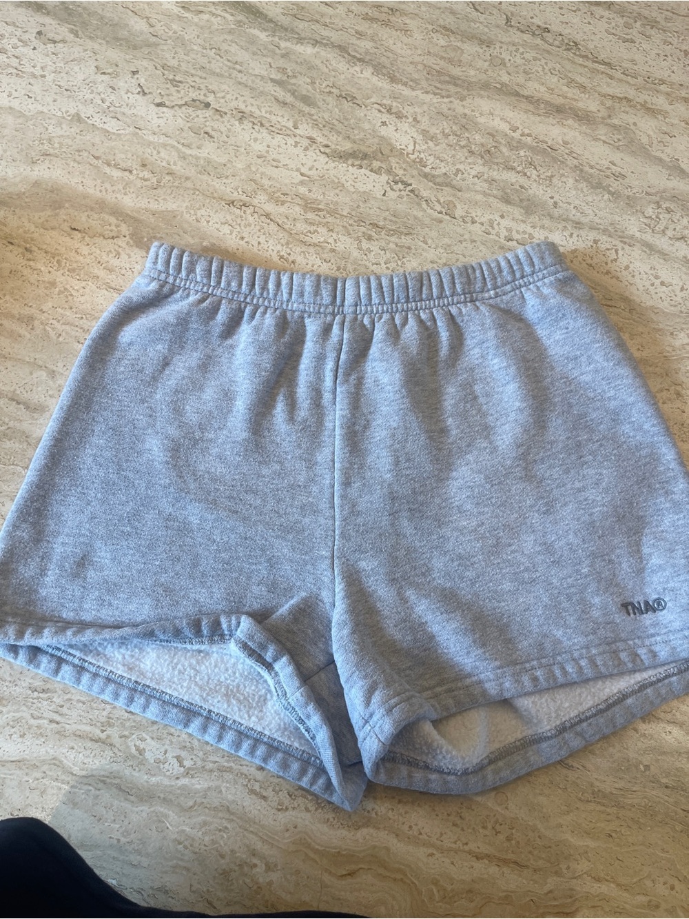 Aritzia TNA Gray Women's Fleece Lounge Shorts (XS)